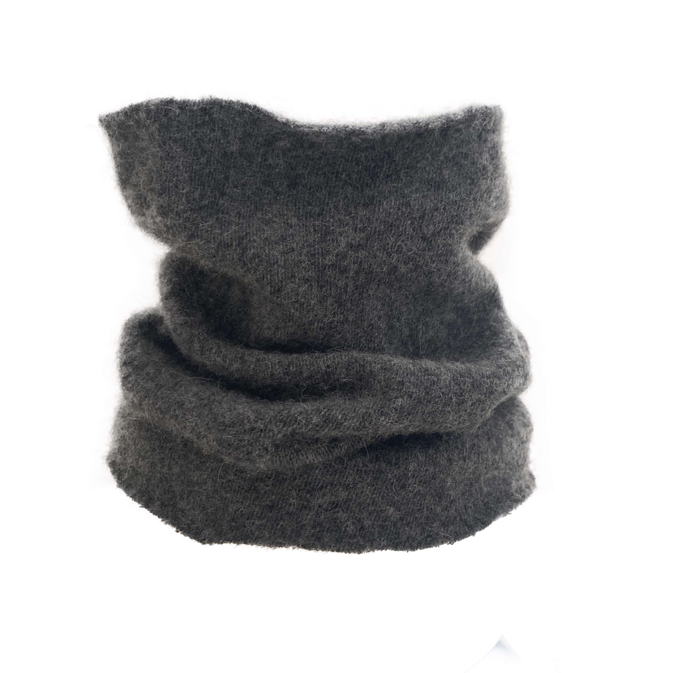 Experience Scandinavian softness with our baby alpaca buff — breathable, warm, and perfect for both outdoor adventures and everyday wear