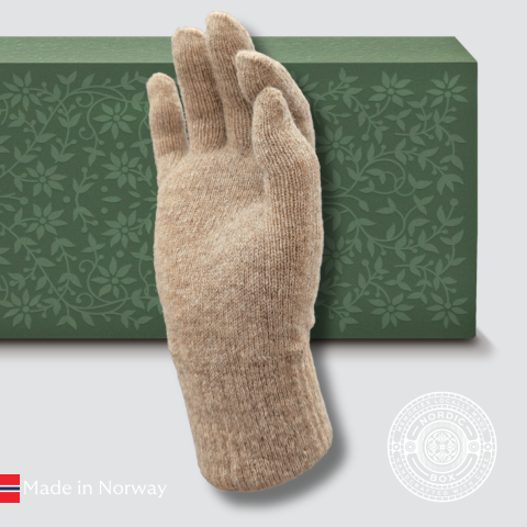 Thin alpaca wool gloves in natural fiber blend, unisex one size, crafted by Norsk Alpakka.