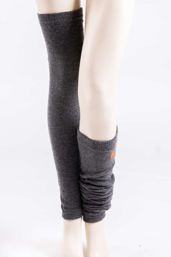 Unisex alpaca wool leggings in short and long versions, warm and elastic, crafted by Norsk Alpakka.